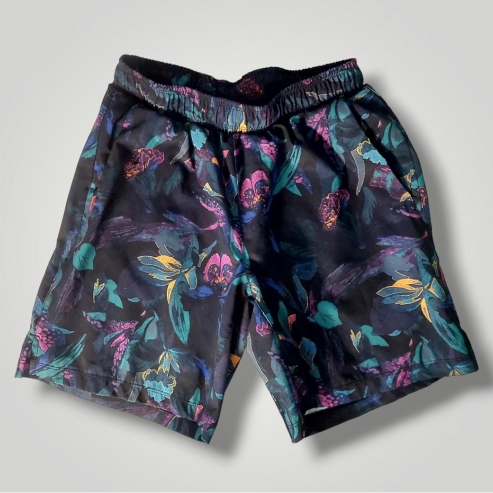 All In Motion Men’s Shorts Set